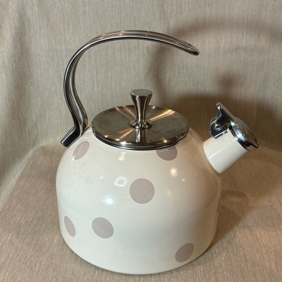 KATE SPADE Whistling  Stove Top Kettle in Beige and Cream - Picture 6 of 9